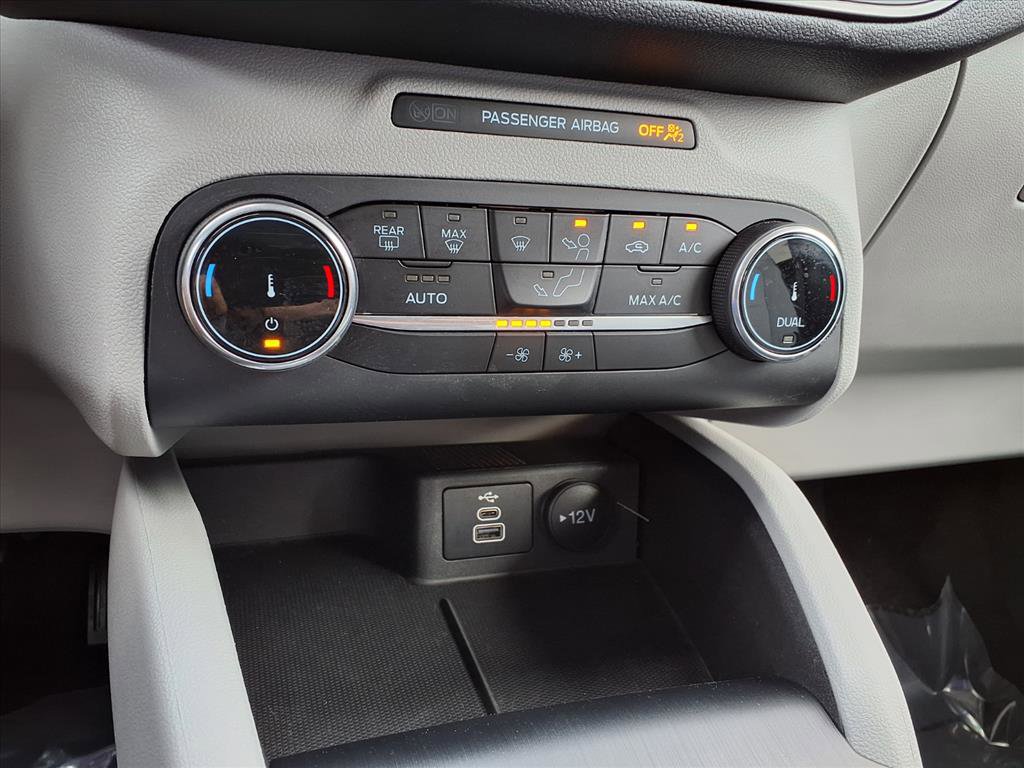 Used 2025 Ford Escape Active image 22