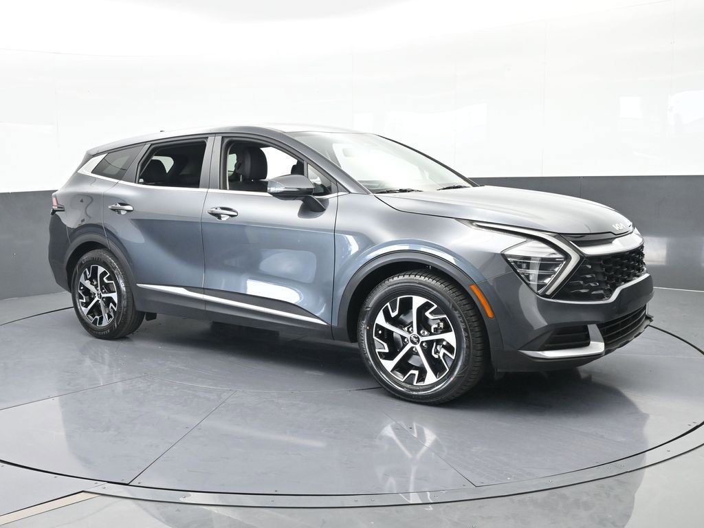 Used 2024 Kia Sportage EX image 8
