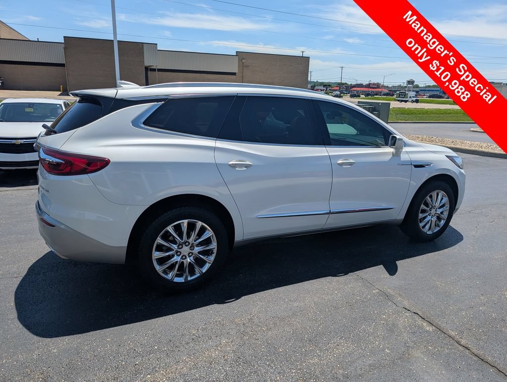 Used 2018 Buick Enclave Premium w/ Experience Buick Package FWD image 9