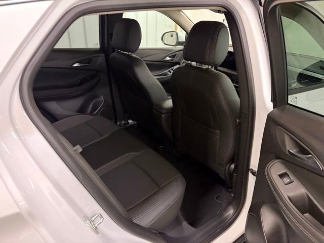 Used 2025 Buick Encore GX Preferred FWD image 18