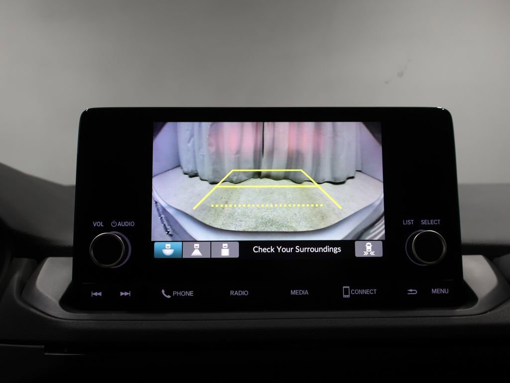 Used 2025 Honda Accord SE image 27