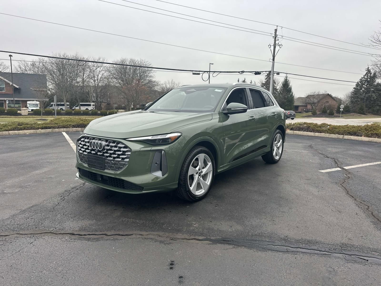 New 2025 Audi Q5 Prestige image 3