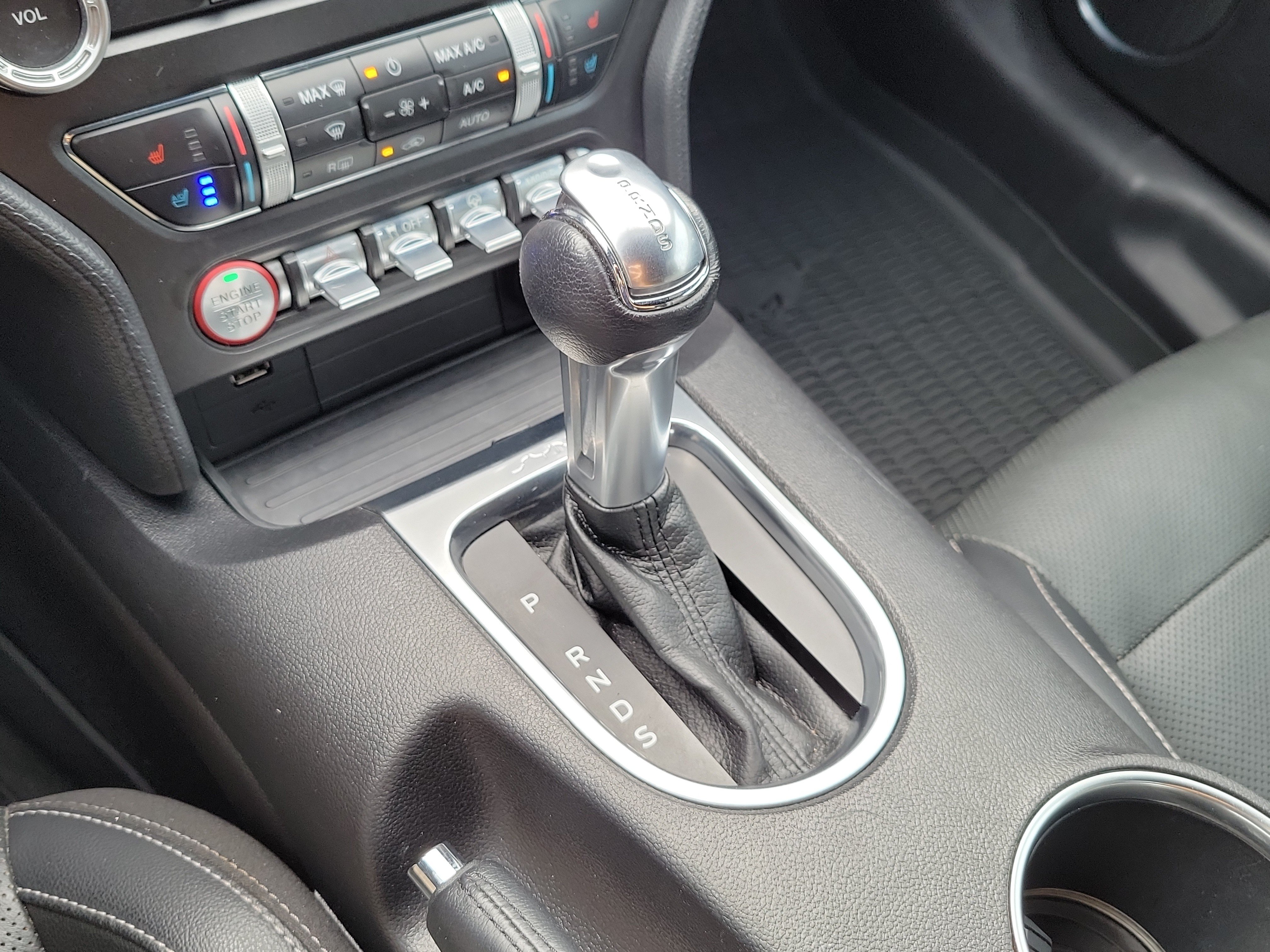Used 2019 Ford Mustang GT Premium RWD image 28