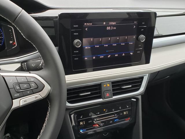 New 2026 Volkswagen Taos SEL image 11