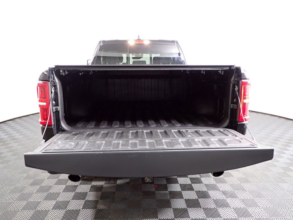 Used 2025 RAM 1500 Limited w/ Trailer Tow Group image 15