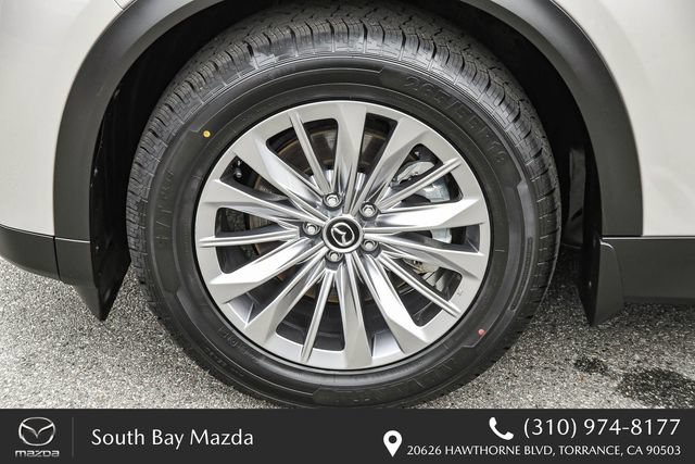 Certified 2024 MAZDA CX-90 Plug-In Hybrid w/ Preferred AWD/4WD image 11