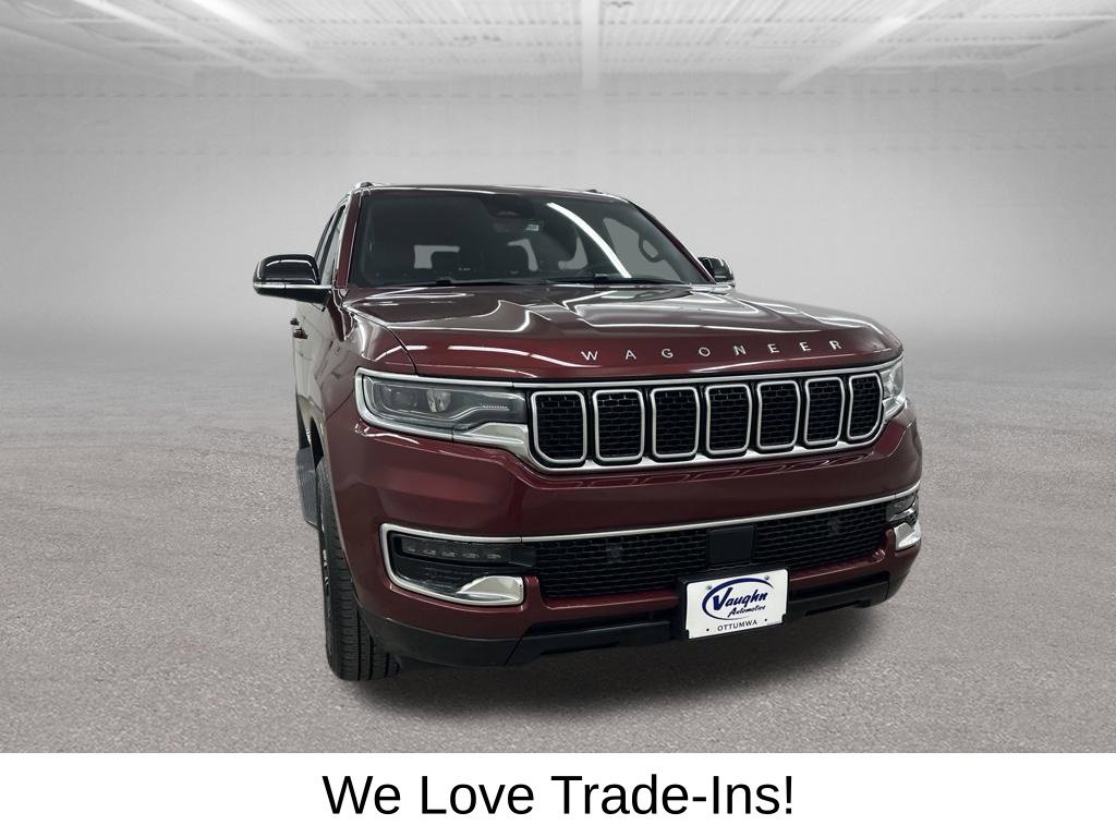 Used 2024 Jeep Wagoneer 4WD w/ Premium Group I image 3