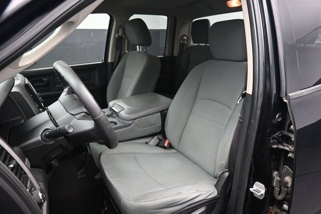 Used 2014 RAM 1500 Express w/ Black Ram 1500 Express Group RWD image 16