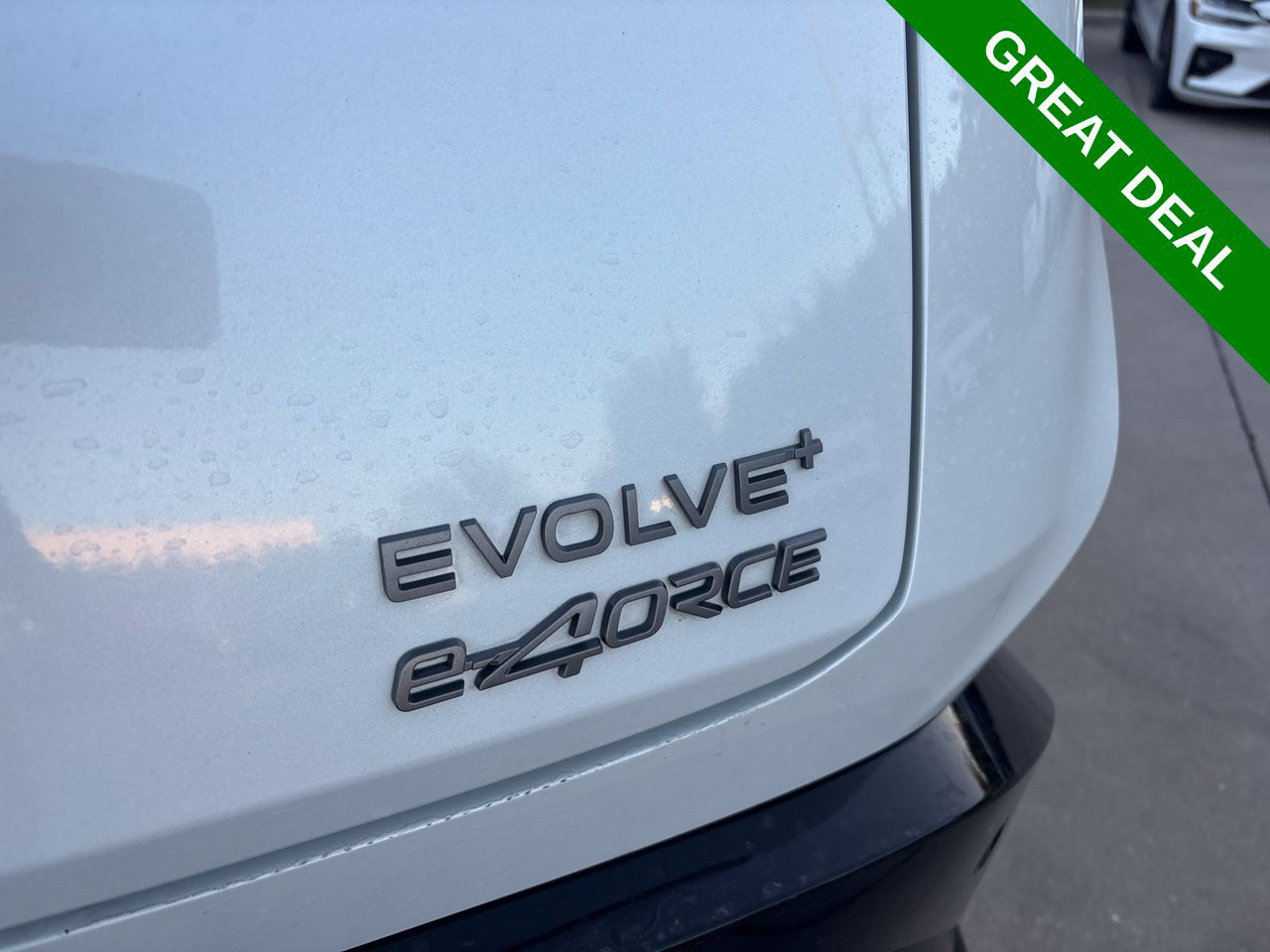 Used 2024 Nissan Ariya AWD image 11