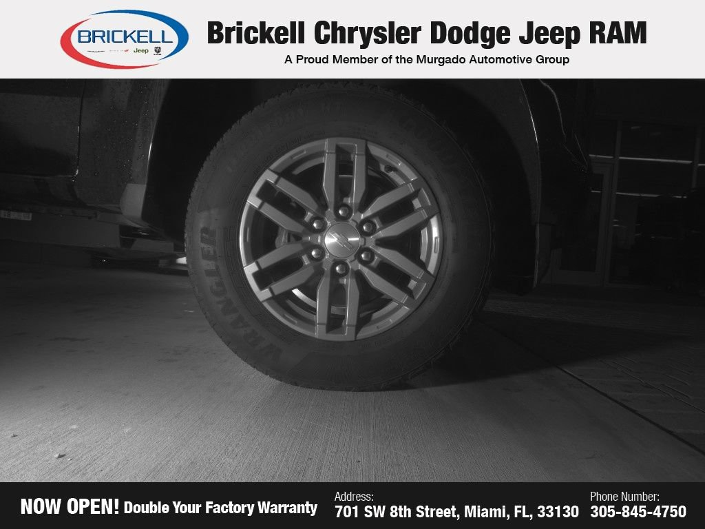 Used 2025 Chevrolet Colorado LT RWD image 20