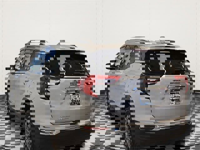 Used 2022 GMC Terrain SLT image 10
