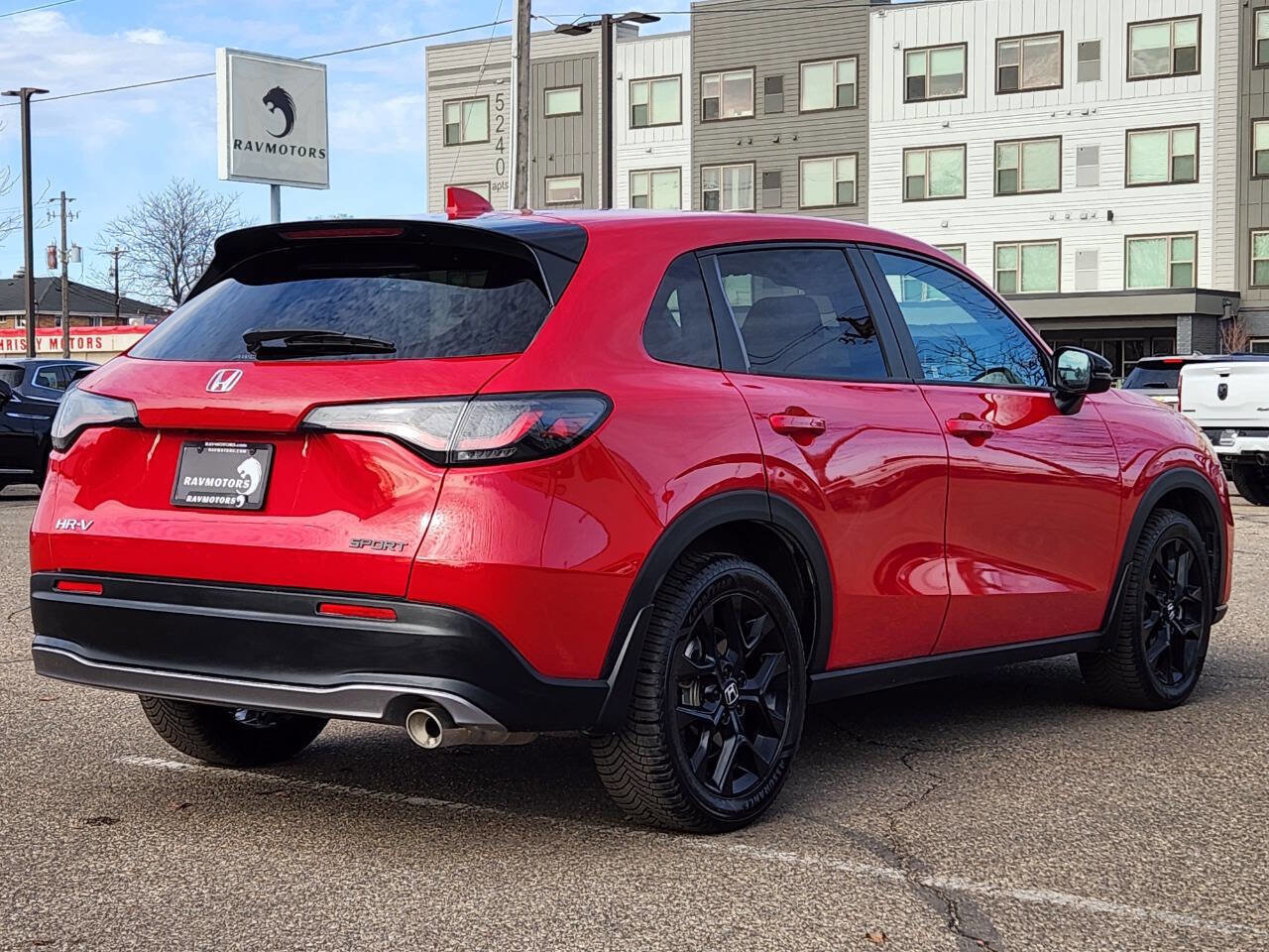 Used 2024 Honda HR-V Sport image 9
