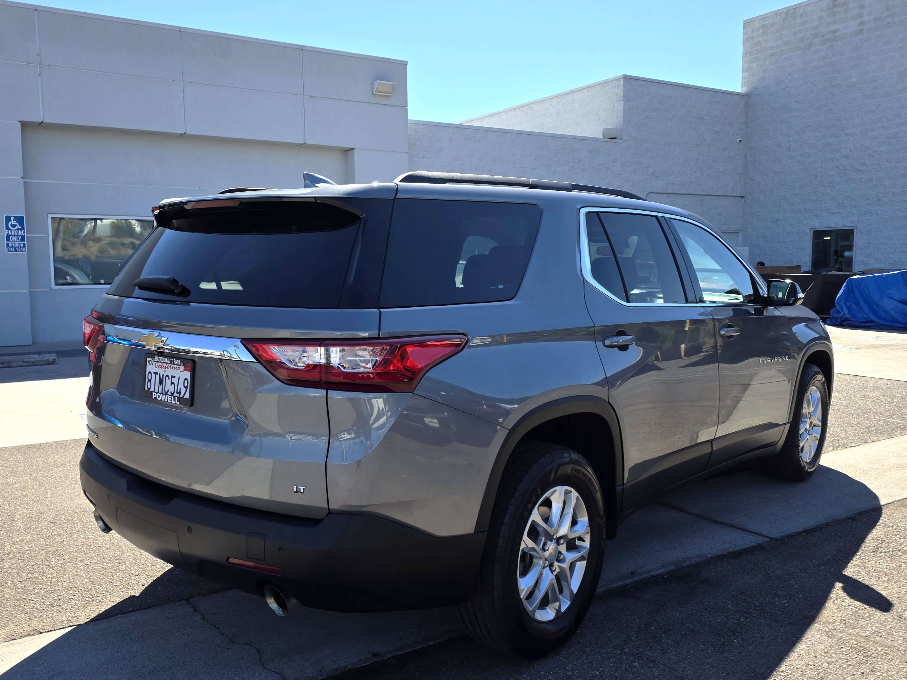 Used 2020 Chevrolet Traverse LT w/ LPO, Floor Liner Package FWD image 5