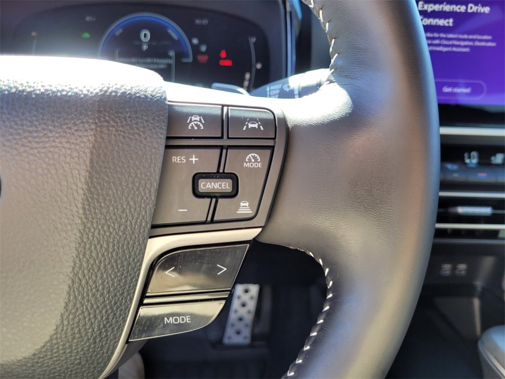 Certified 2025 Toyota Camry SE image 24