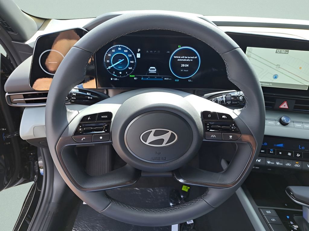 New 2026 Hyundai Elantra Limited image 16