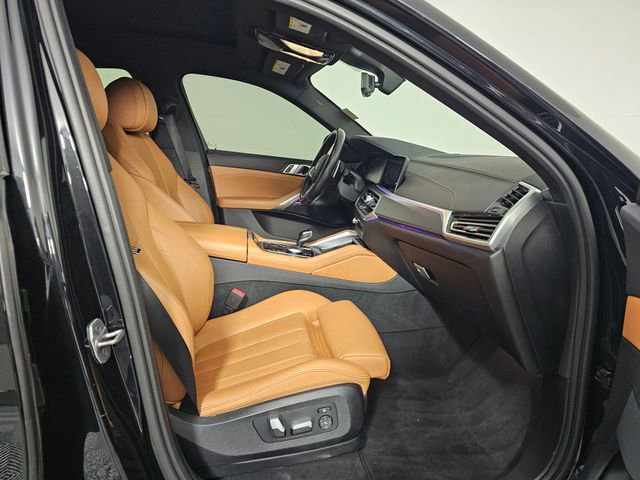 Used 2022 BMW X6 xDrive40i w/ M Sport Package image 11