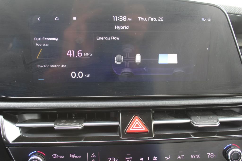 Certified 2024 Kia Niro EX image 47