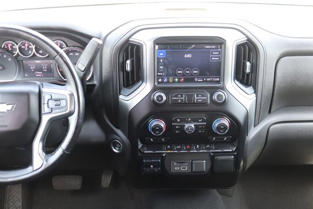 Used 2022 Chevrolet Silverado 1500 LT w/ Convenience Package II image 17
