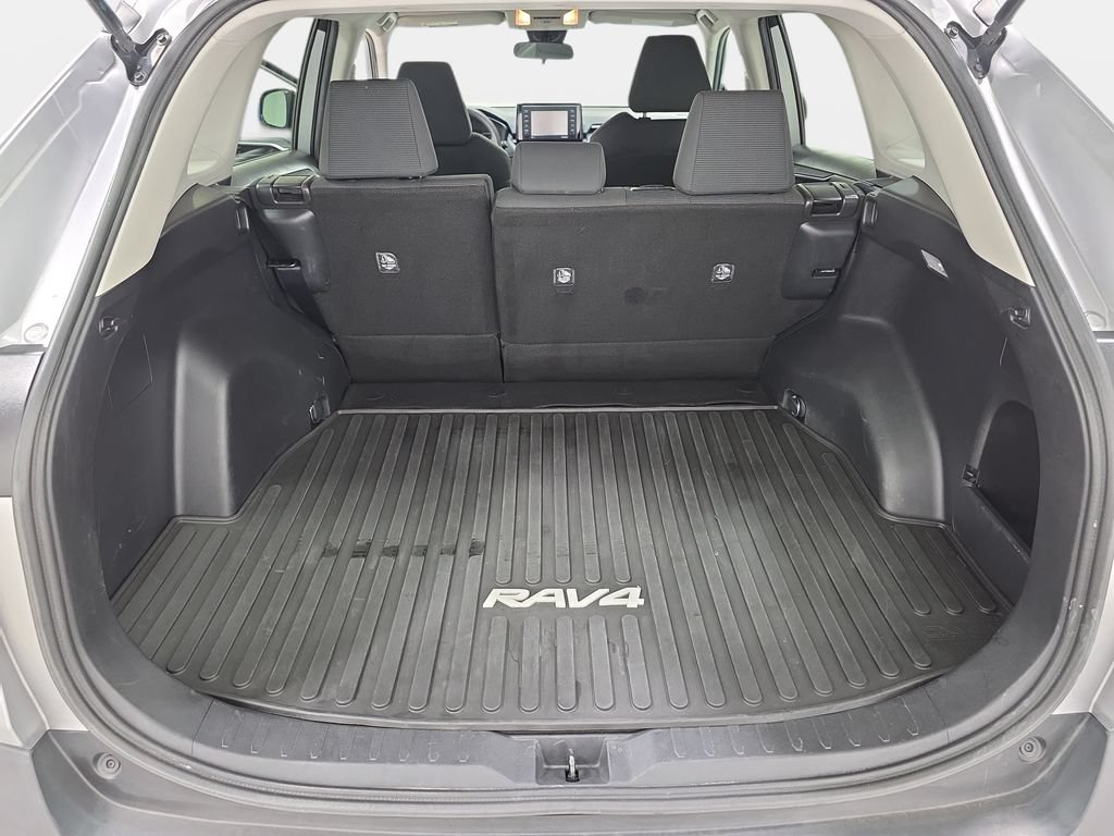 Used 2020 Toyota RAV4 LE w/ All Weather Liner Package AWD/4WD image 34