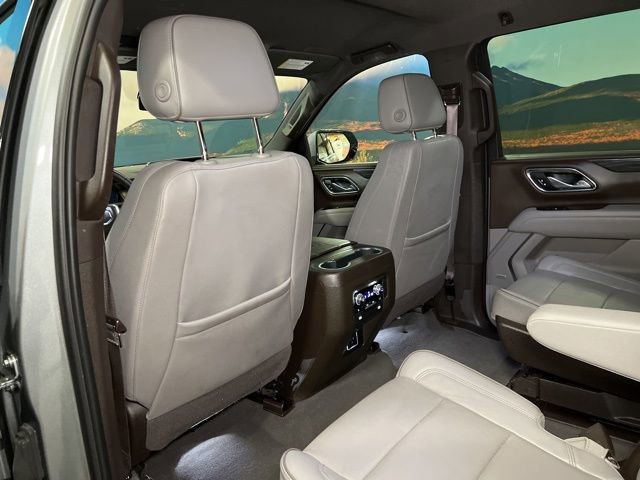Used 2023 GMC Yukon XL SLT w/ SLT Luxury Package image 55