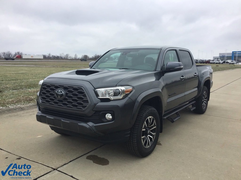 Used 2021 Toyota Tacoma TRD Sport w/ Technology Package image 8