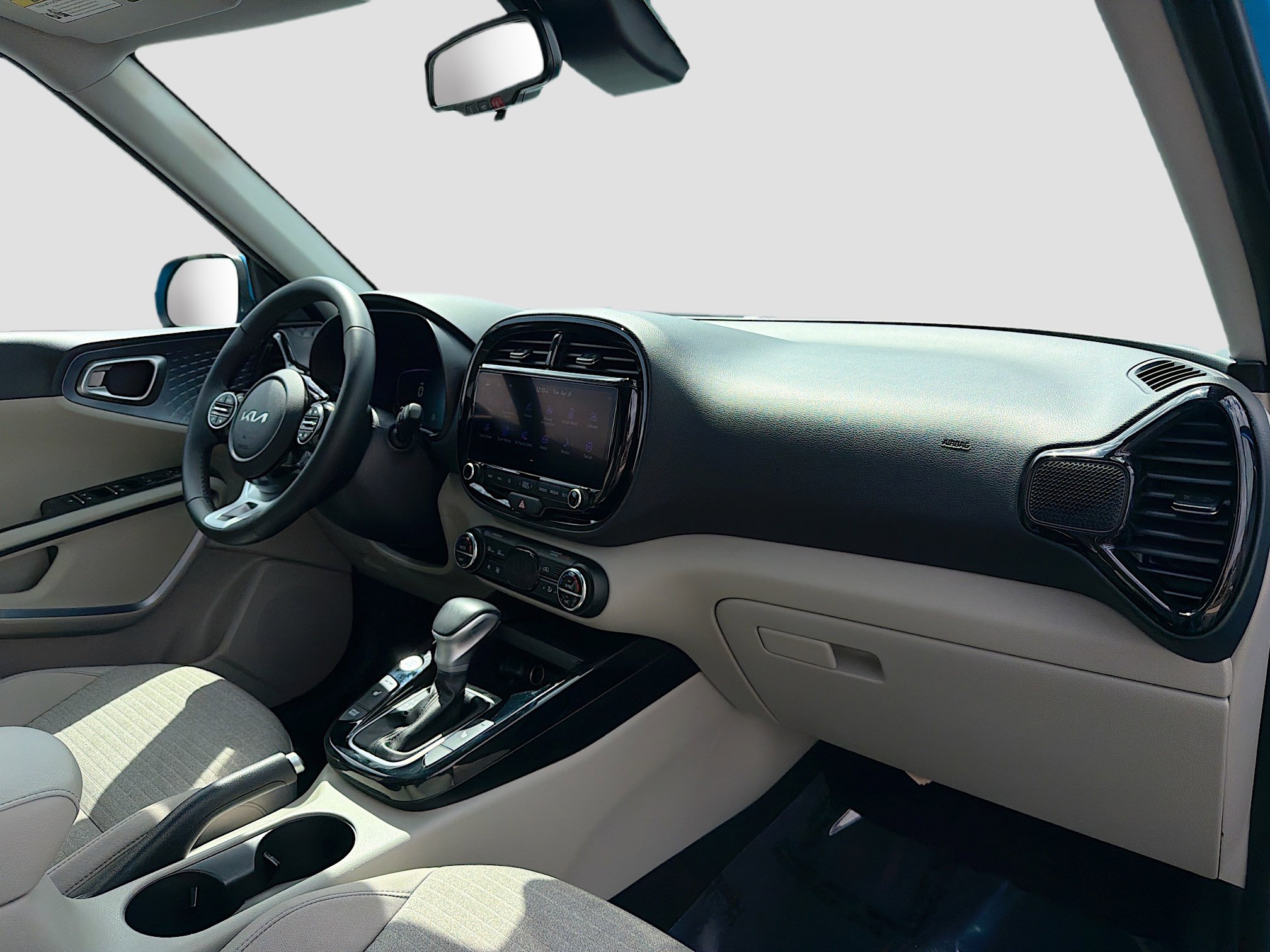 Used 2025 Kia Soul EX FWD image 5