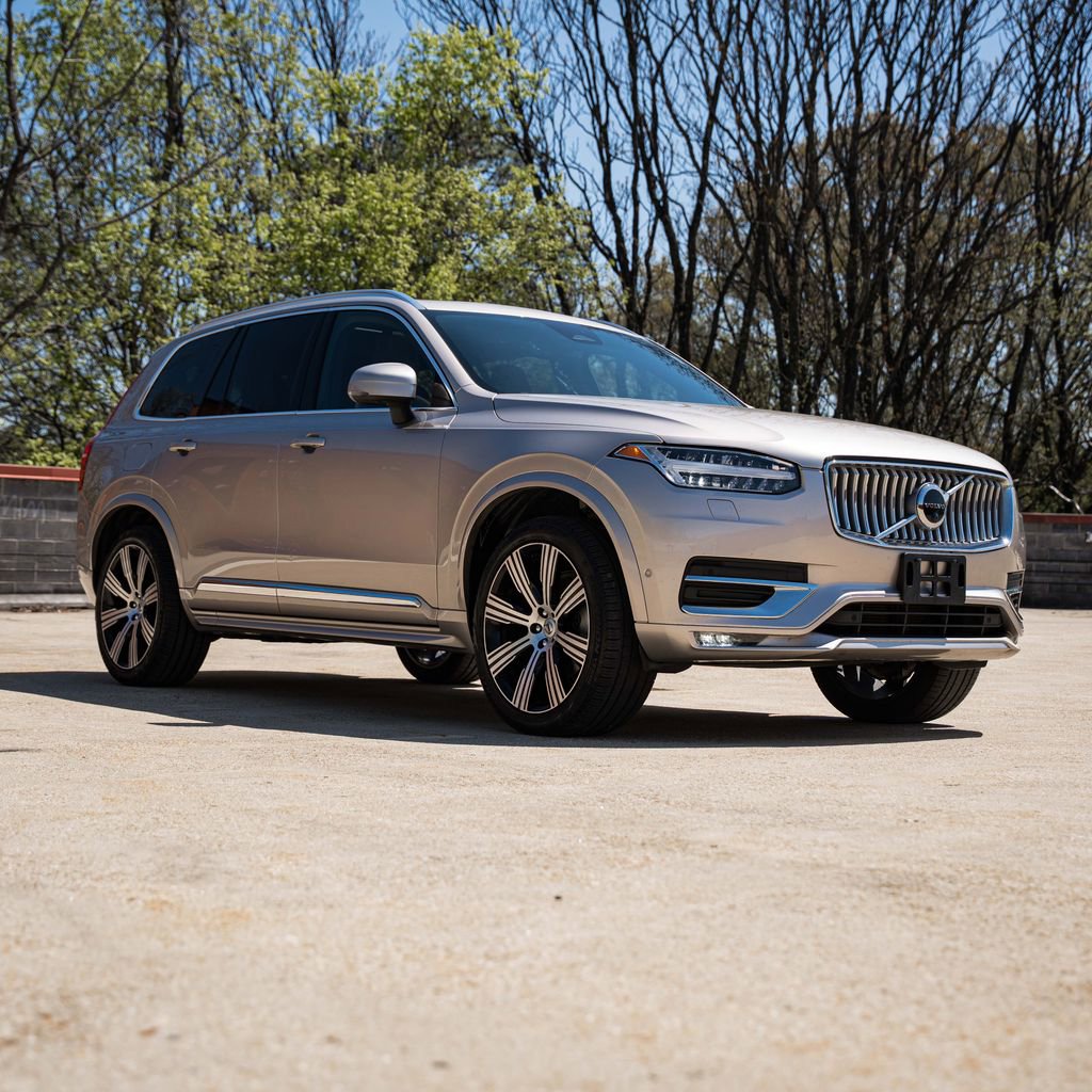 Used 2023 Volvo XC90 B6 Ultimate w/ Protection Package Premier AWD/4WD image 7