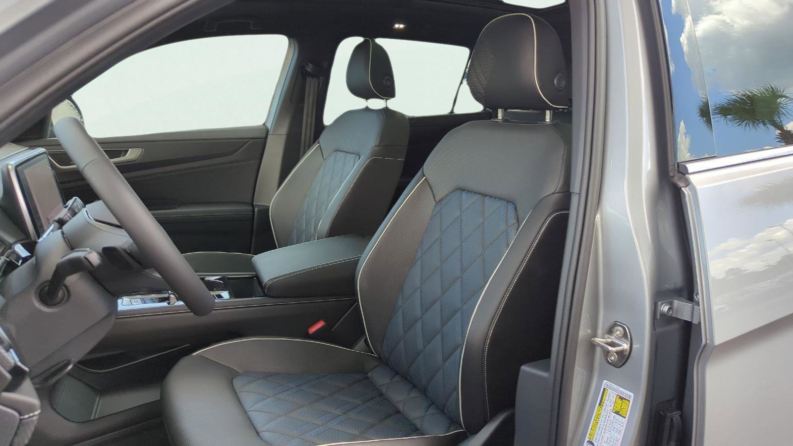 New 2026 Volkswagen Atlas Cross Sport SEL Premium R-Line image 16