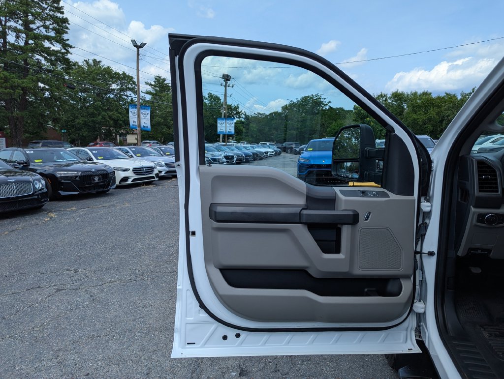 Used 2022 Ford F250 XL w/ Power Equipment Group AWD/4WD image 11