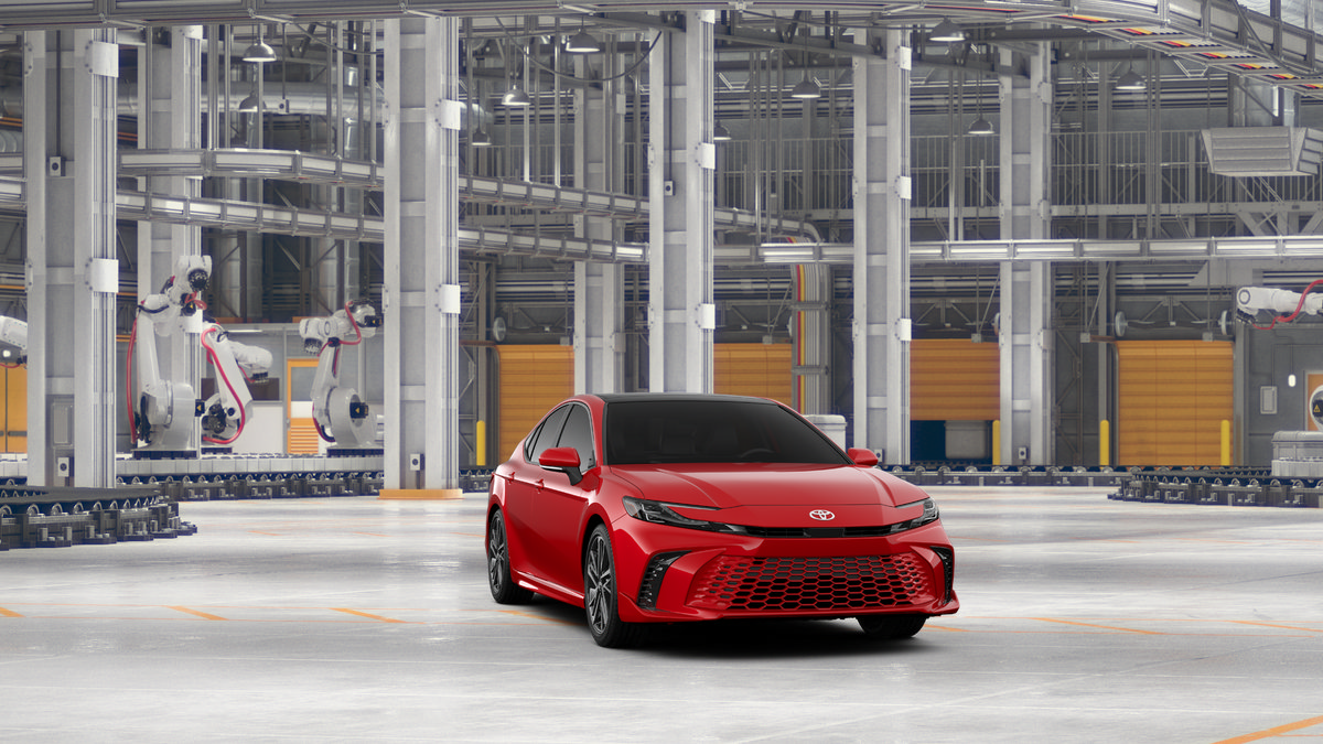 New 2027 Toyota Camry XSE FWD image 18
