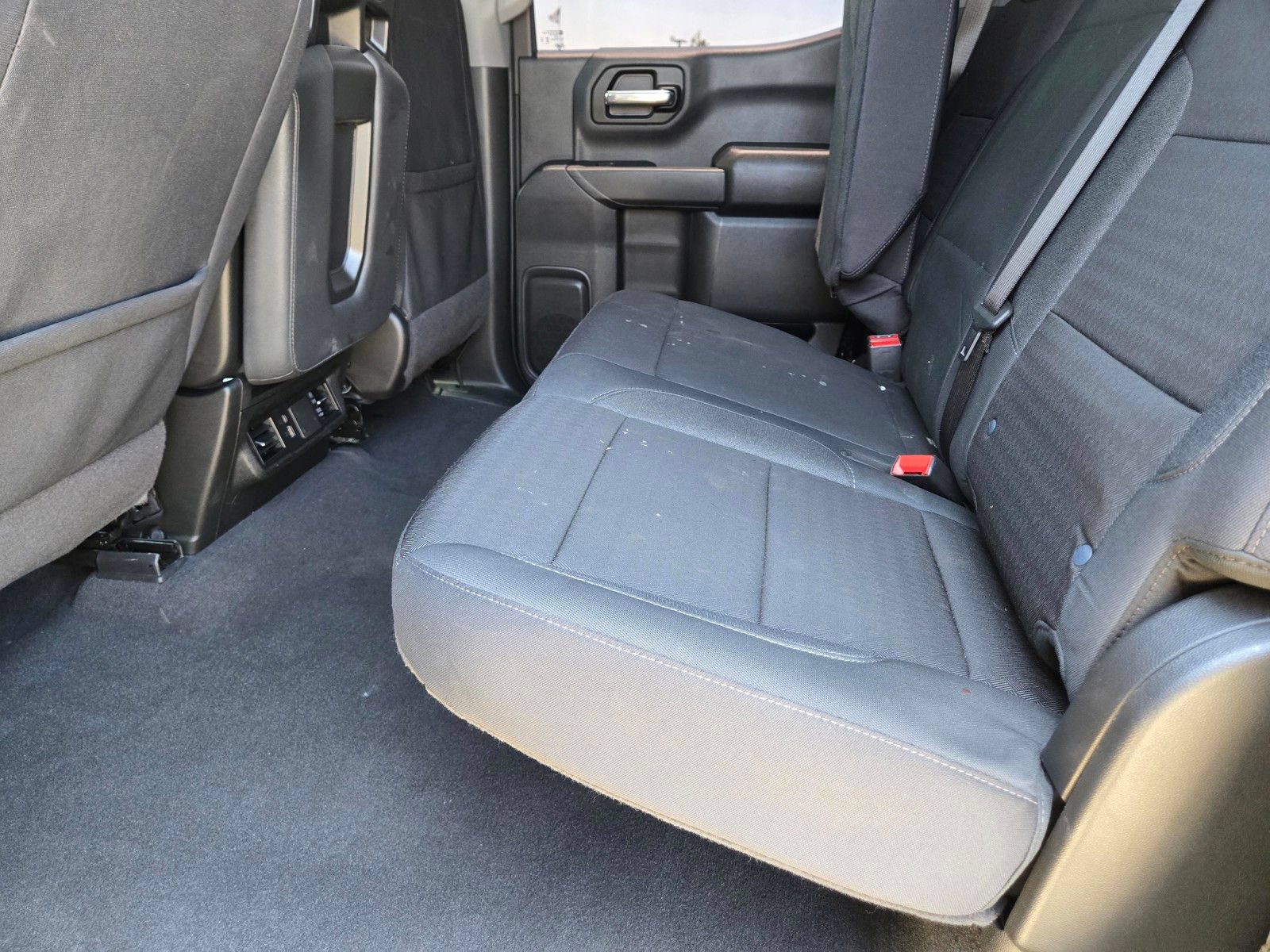 Used 2024 Chevrolet Silverado 1500 Custom Trail Boss w/ Dark Appearance Package AWD/4WD image 16