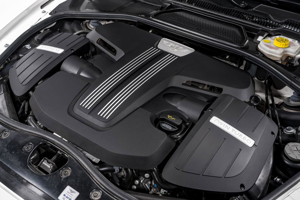 Used 2018 Bentley Flying Spur S V8 image 43