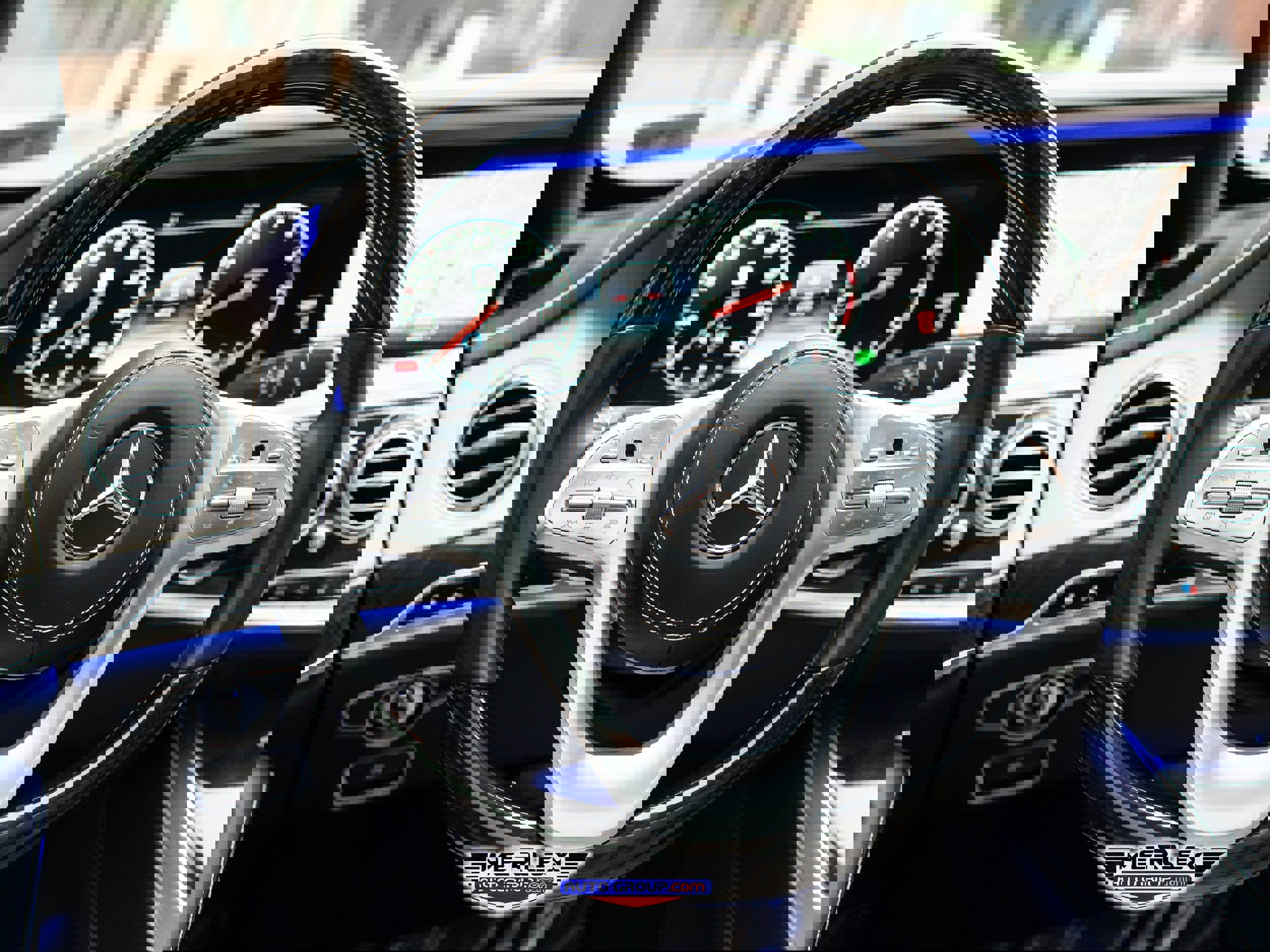 Used 2018 Mercedes-Benz S 560 Sedan image 23