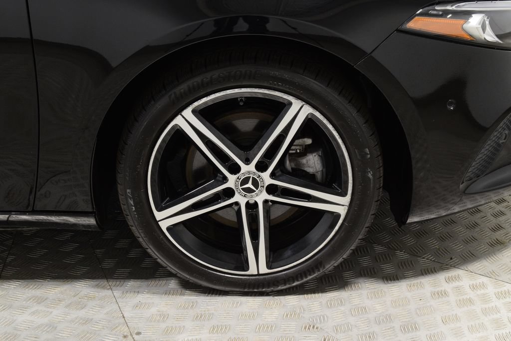 Used 2021 Mercedes-Benz A 220 4MATIC w/ Premium Package image 39