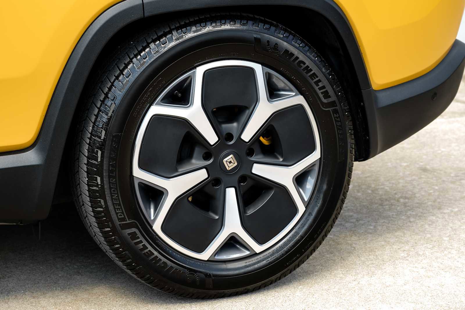 Used 2023 Rivian R1S Adventure image 56