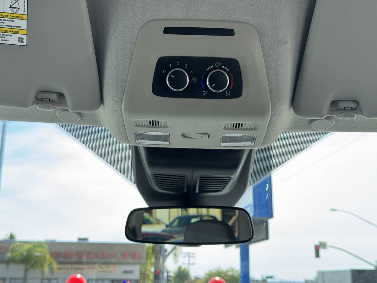 Used 2021 Ford Transit 350 XLT RWD image 26