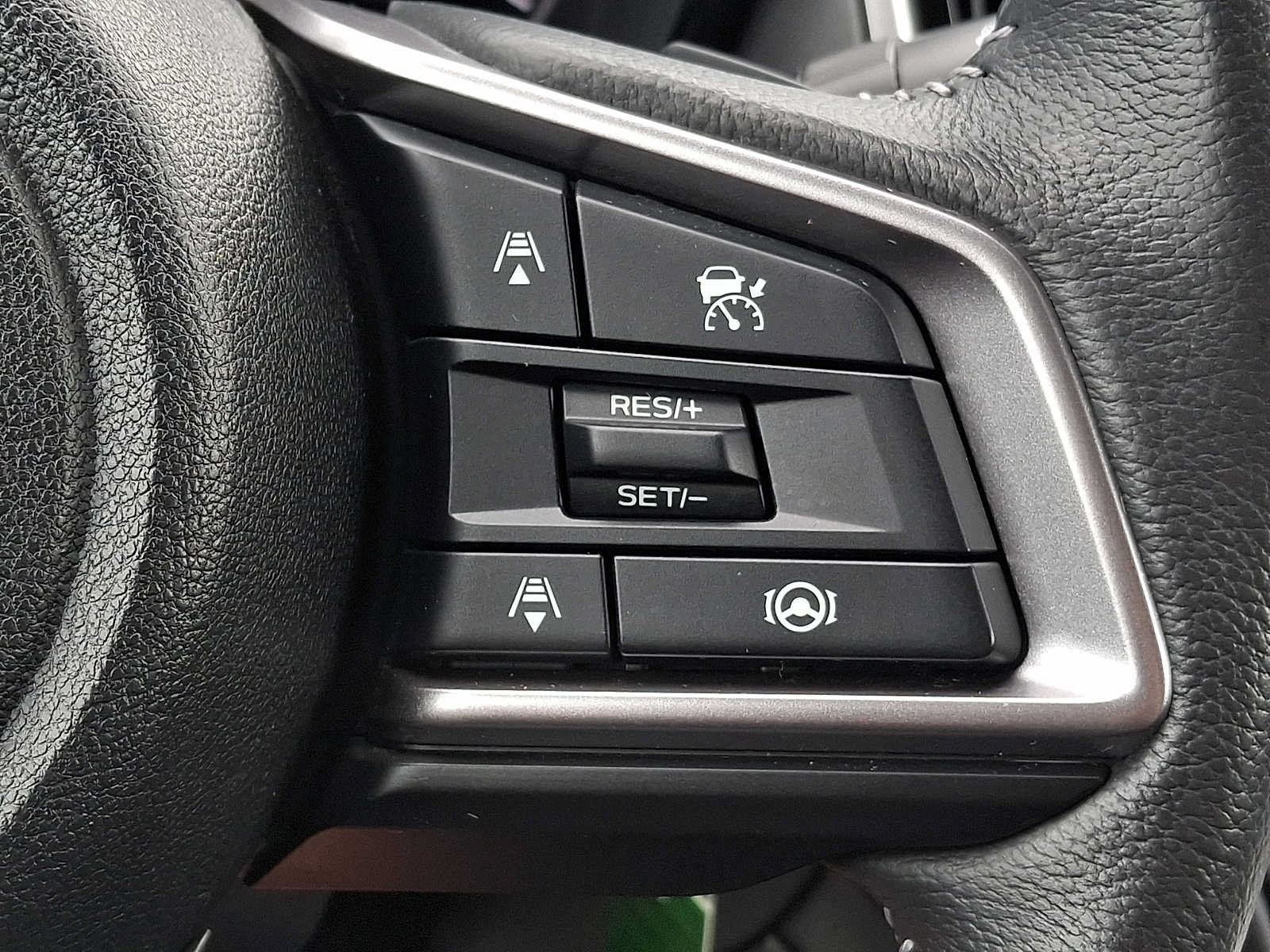 Used 2023 Subaru Legacy Premium AWD/4WD image 18