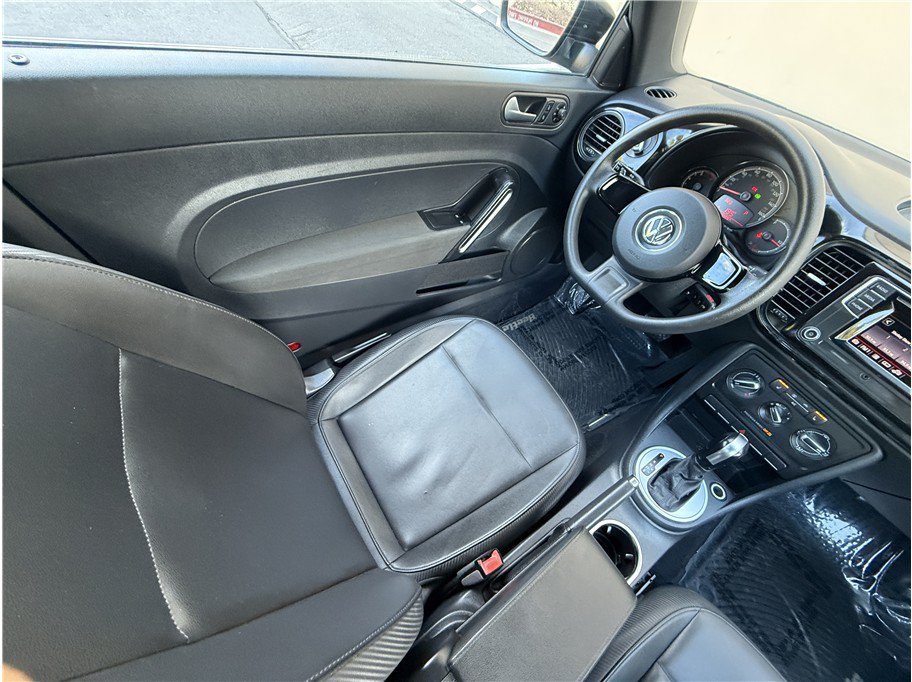 Used 2017 Volkswagen Beetle 1.8T FWD image 10