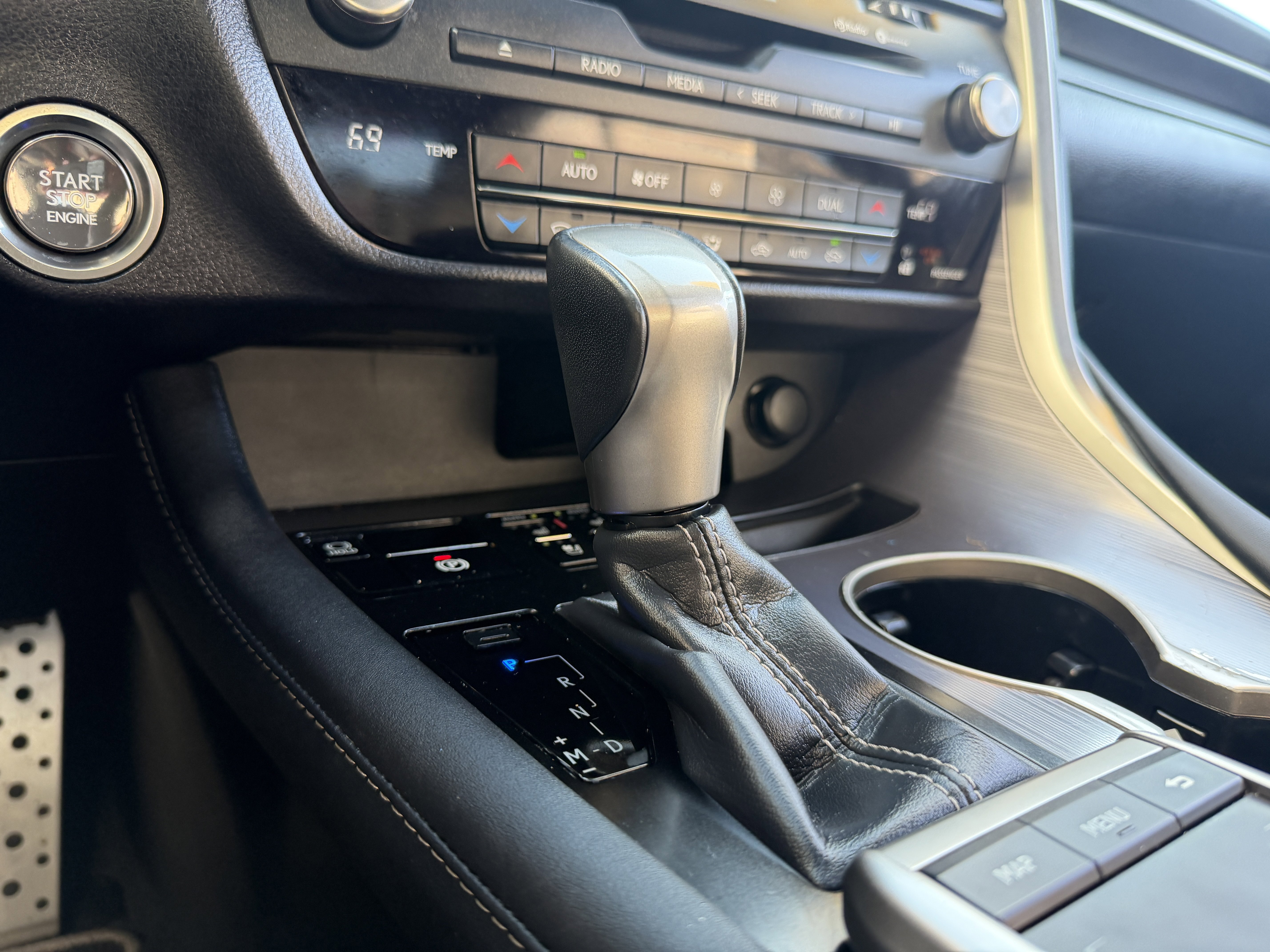 Used 2022 Lexus RX 350 F Sport image 41