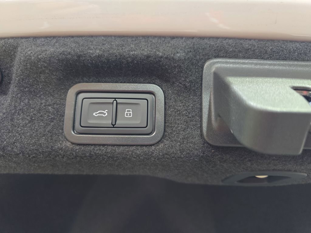 New 2026 Audi A6 Premium Plus image 12