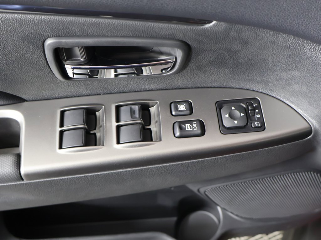 New 2025 Mitsubishi Outlander Sport SE image 31