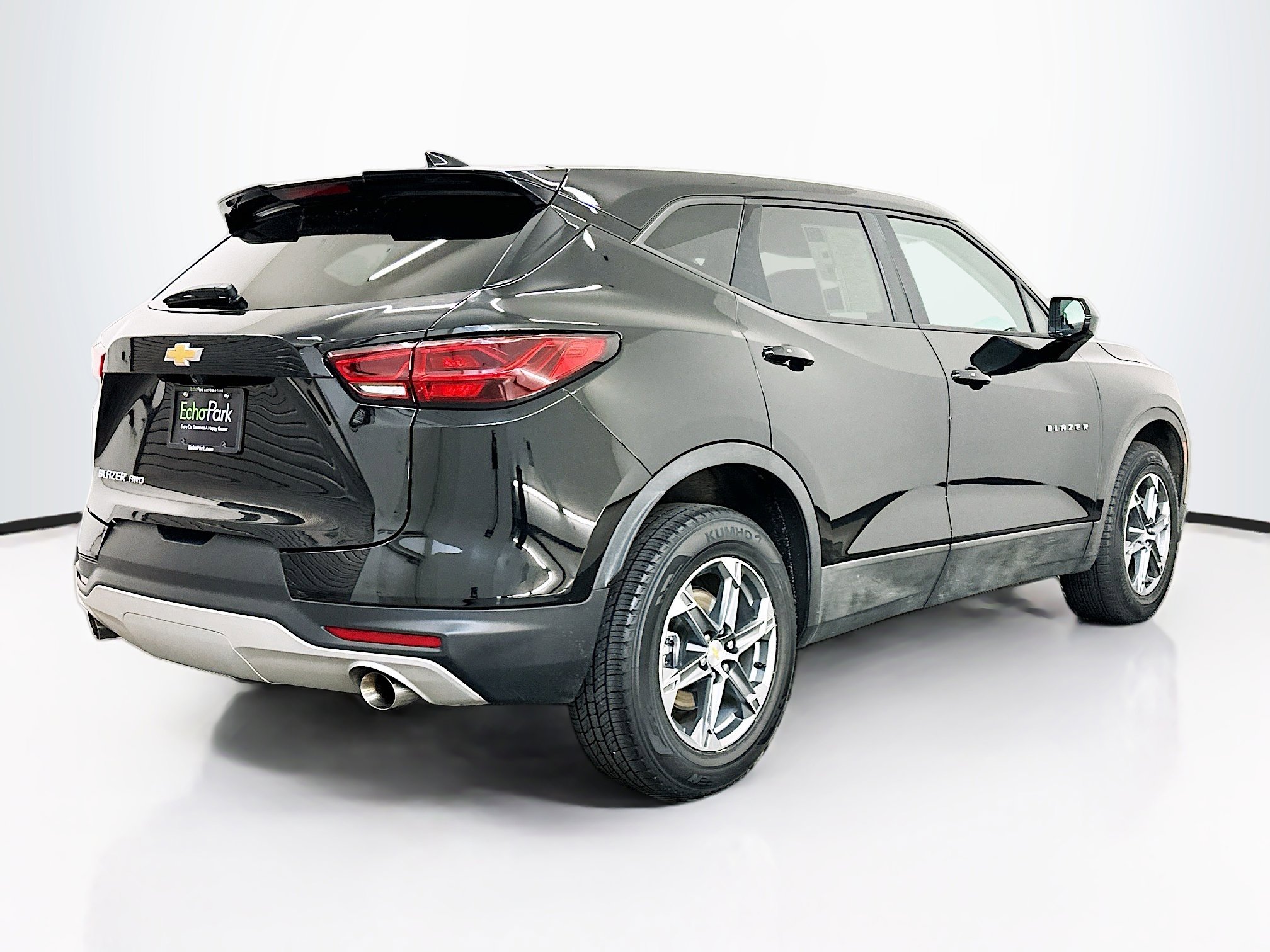 Used 2025 Chevrolet Blazer LT AWD/4WD image 9