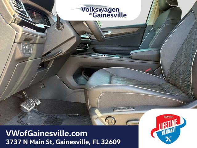 Certified 2025 Volkswagen Atlas SEL Premium R-Line AWD/4WD image 18