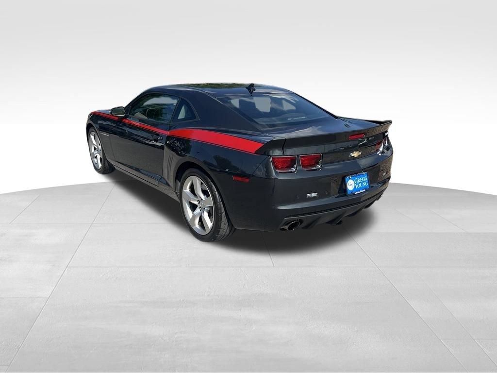 Used 2012 Chevrolet Camaro SS RWD image 4