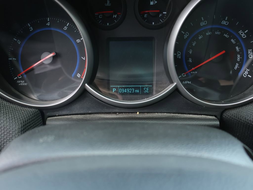 Used 2016 Chevrolet Cruze LT FWD image 27