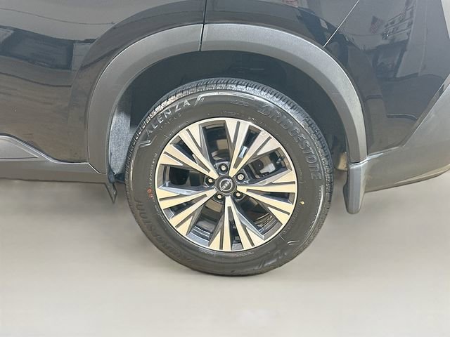 Used 2023 Nissan Rogue SV image 5
