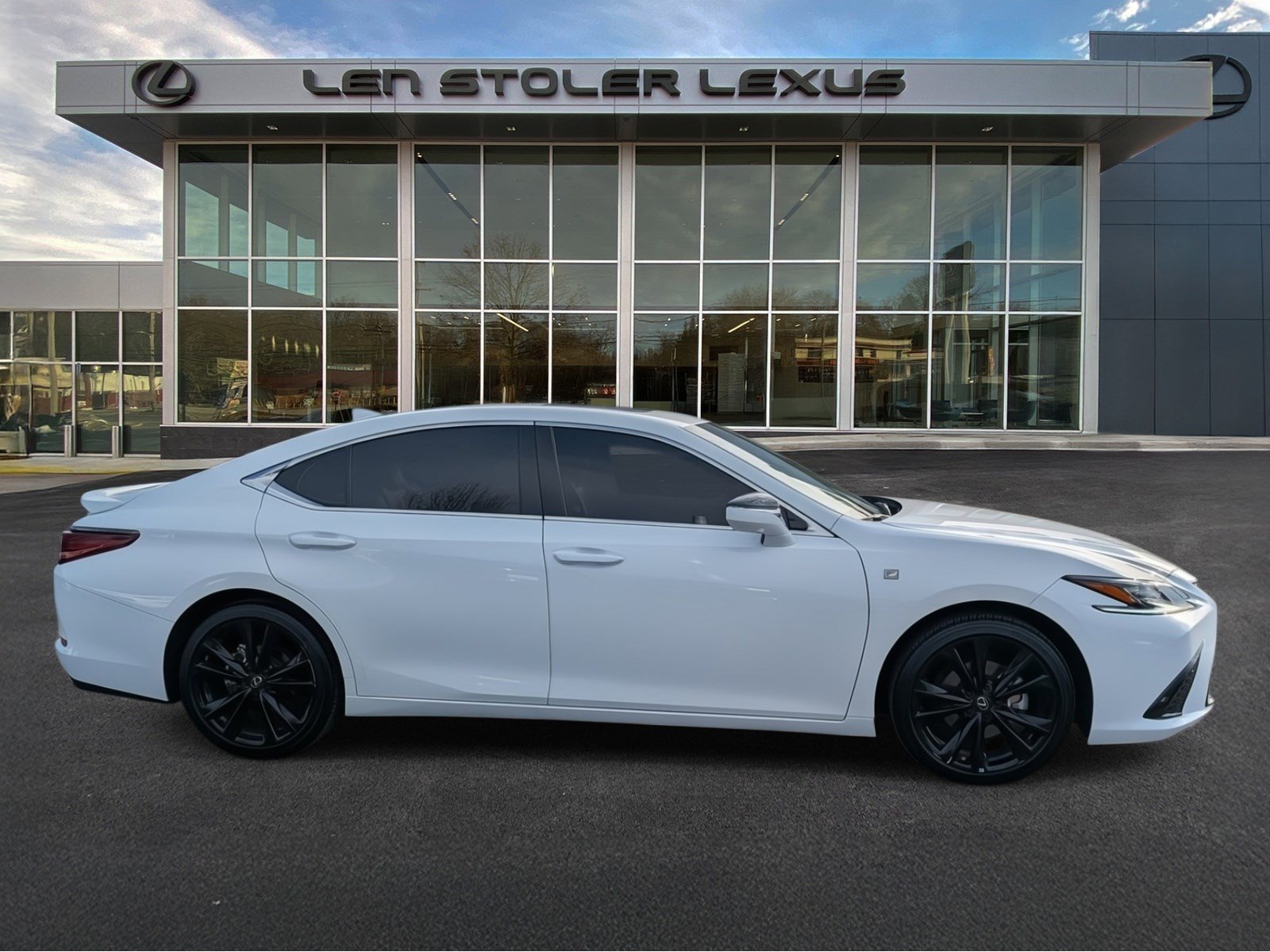 Used 2024 Lexus ES 350 F Sport video 2