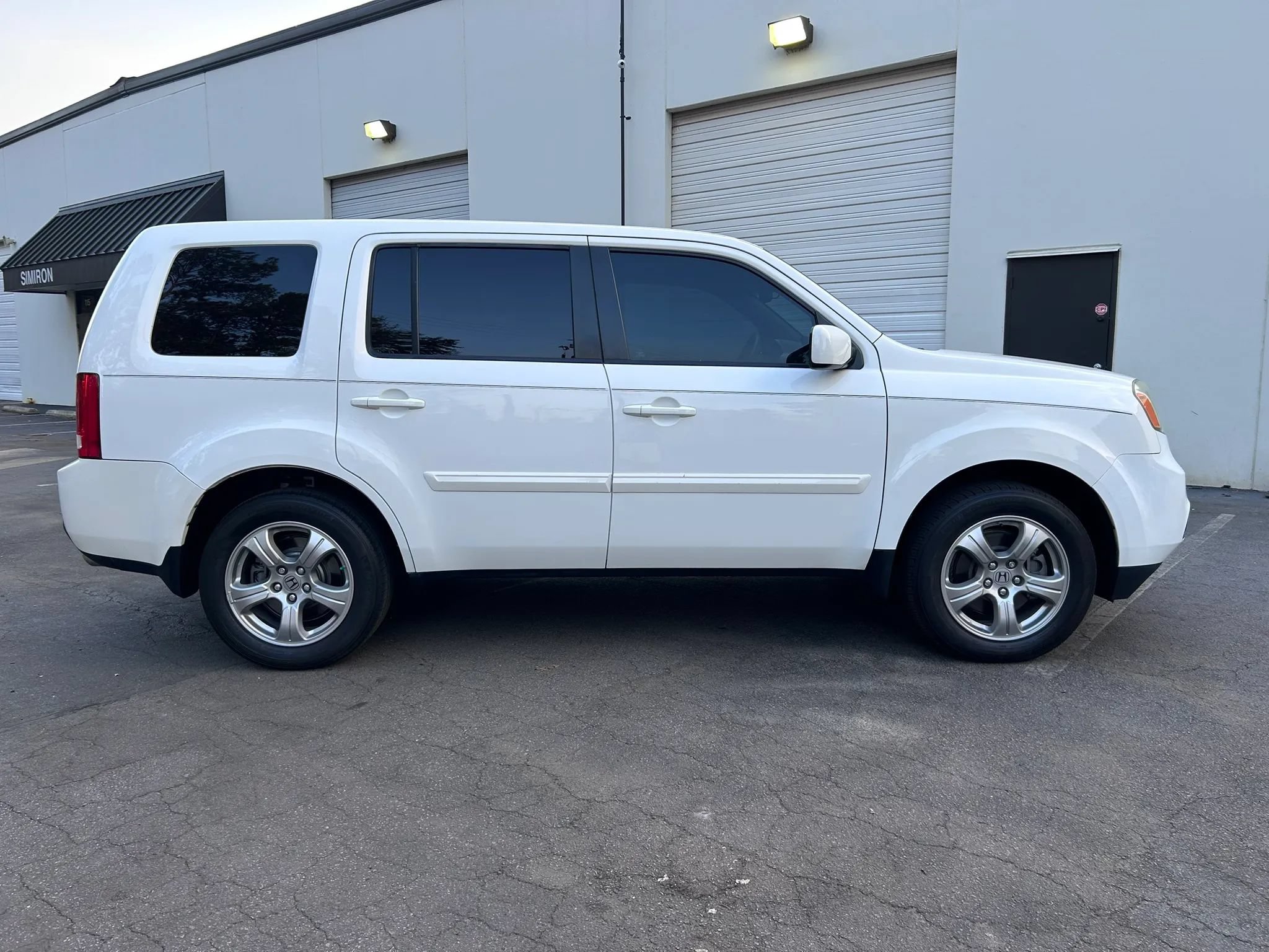 Used 2015 Honda Pilot EX-L image 2