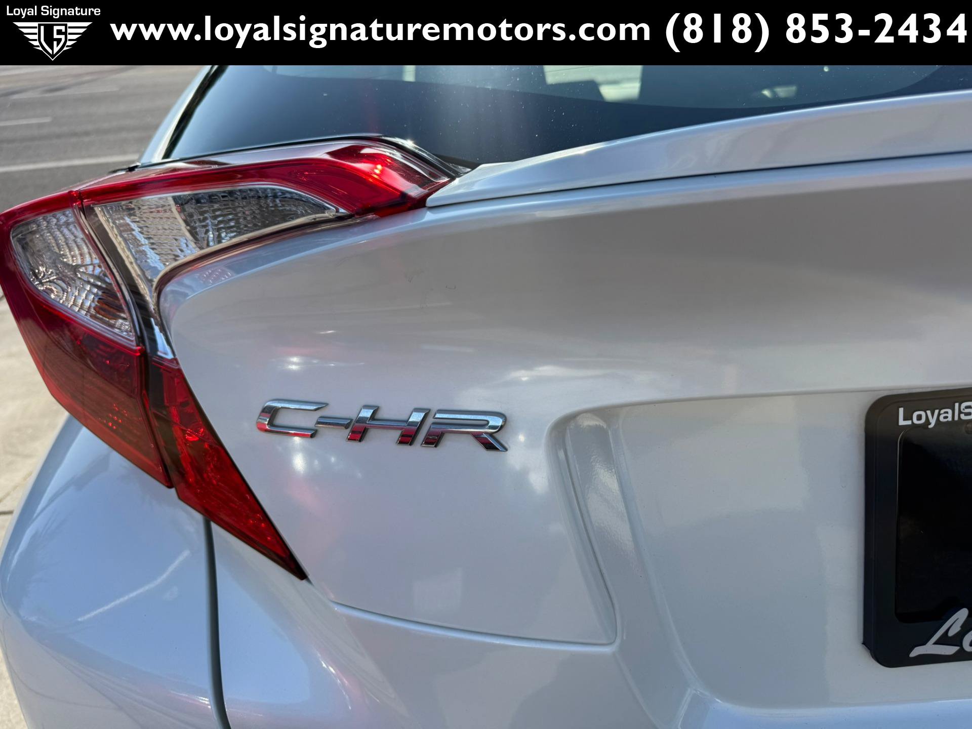 Used 2018 Toyota C-HR XLE FWD image 8