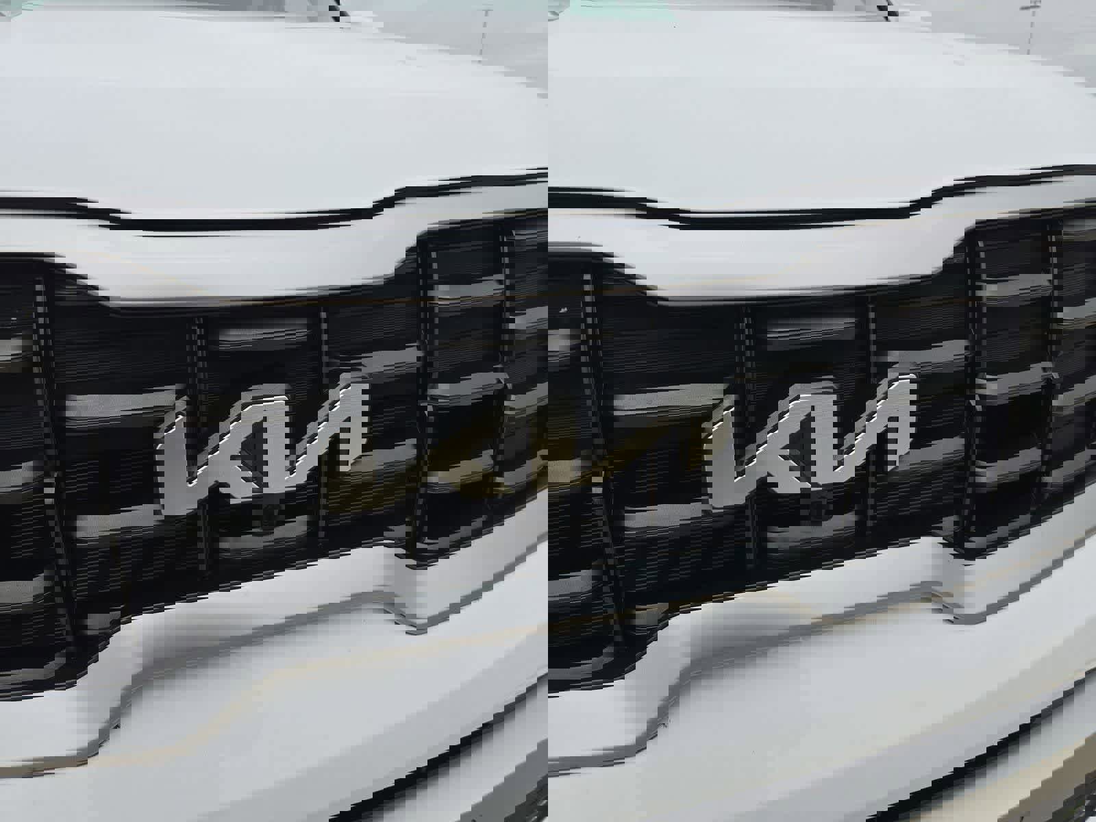 Used 2025 Kia Telluride SX Prestige image 10